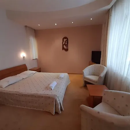 فيلة Doru *
